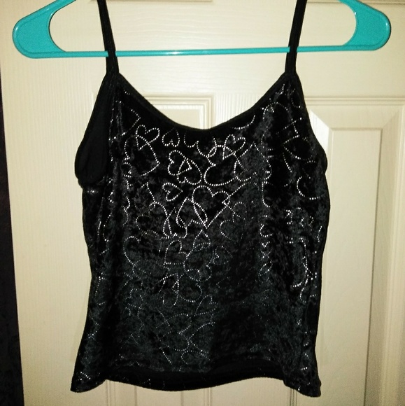 Black crop top with white hearts - Picture 2 of 2